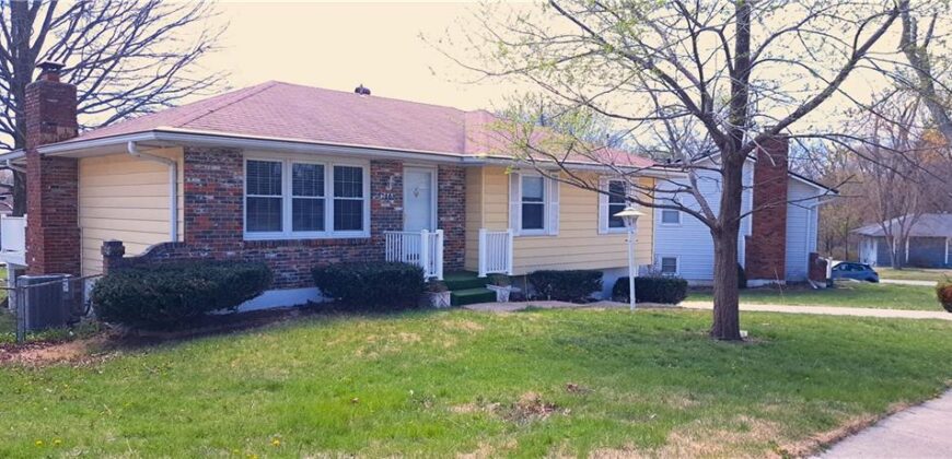 7009 NW 80th Street, Kansas City, MO 64152