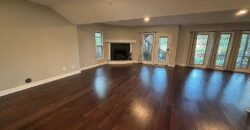 551 NW North Shore Drive, Lake Waukomis, MO 64151