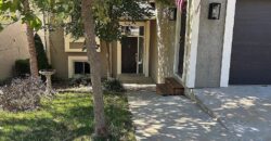 551 NW North Shore Drive, Lake Waukomis, MO 64151