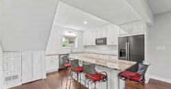 551 NW North Shore Drive, Lake Waukomis, MO 64151