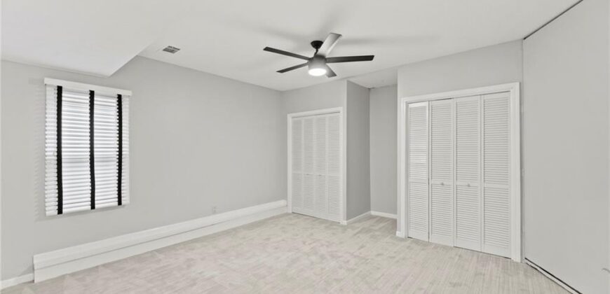 551 NW North Shore Drive, Lake Waukomis, MO 64151