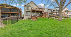 551 NW North Shore Drive, Lake Waukomis, MO 64151
