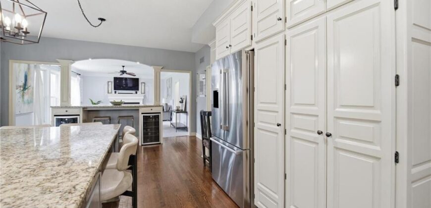 5303 NW 60th Terrace, Kansas City, MO 64151