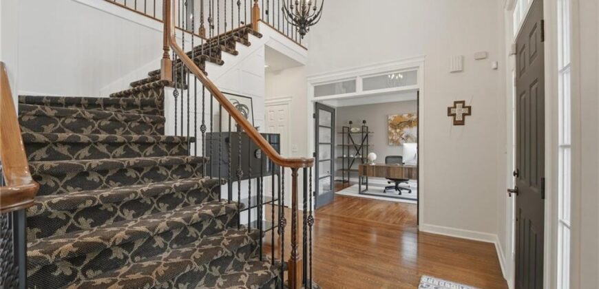 5303 NW 60th Terrace, Kansas City, MO 64151