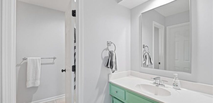 5303 NW 60th Terrace, Kansas City, MO 64151