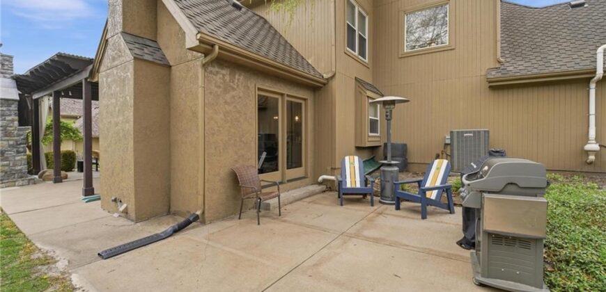 5303 NW 60th Terrace, Kansas City, MO 64151