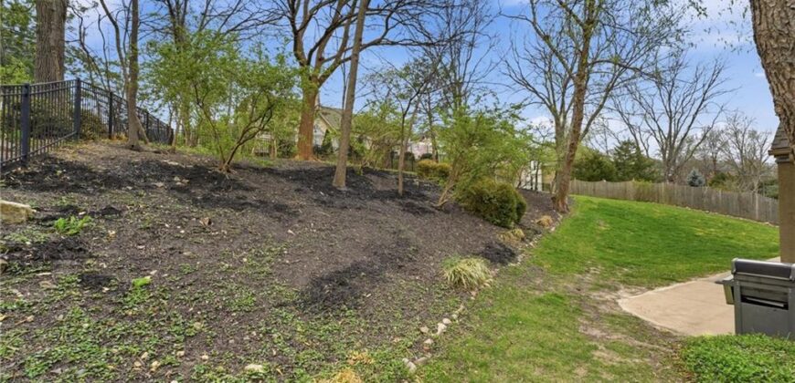 5303 NW 60th Terrace, Kansas City, MO 64151