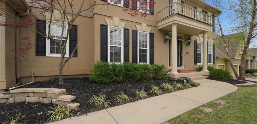 5303 NW 60th Terrace, Kansas City, MO 64151