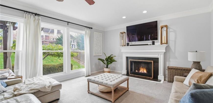 5303 NW 60th Terrace, Kansas City, MO 64151