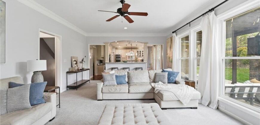 5303 NW 60th Terrace, Kansas City, MO 64151