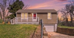 6200 NE Russell Road, Kansas City, MO 64117