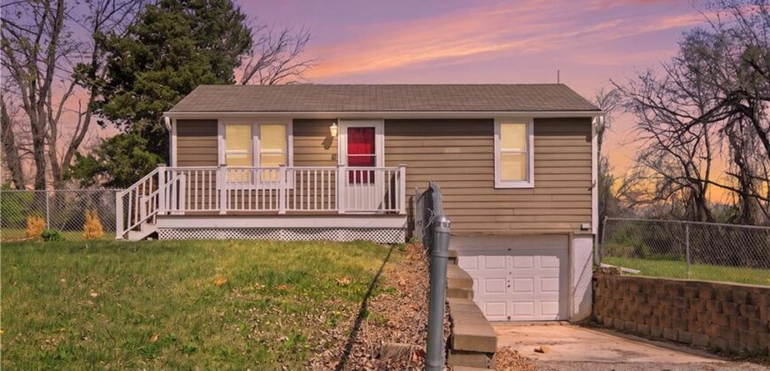 6200 NE Russell Road, Kansas City, MO 64117