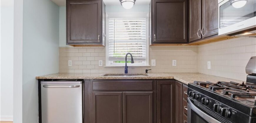 6200 NE Russell Road, Kansas City, MO 64117