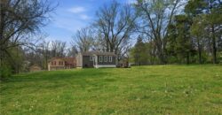 6200 NE Russell Road, Kansas City, MO 64117