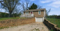 6200 NE Russell Road, Kansas City, MO 64117