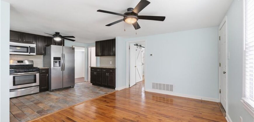 6200 NE Russell Road, Kansas City, MO 64117