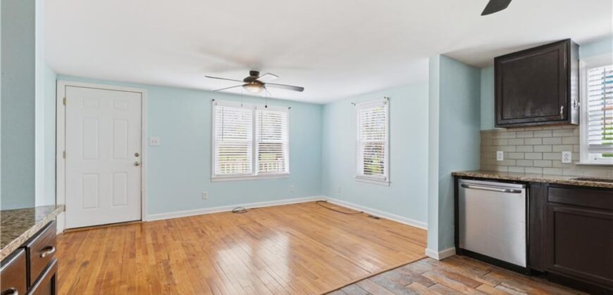 6200 NE Russell Road, Kansas City, MO 64117