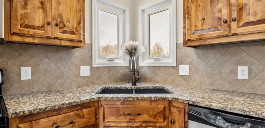 5240 NW Belton Court, Kansas City, MO 54150