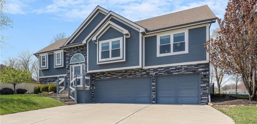 5240 NW Belton Court, Kansas City, MO 54150