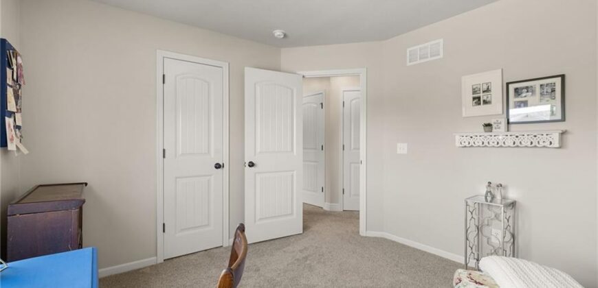 5240 NW Belton Court, Kansas City, MO 54150