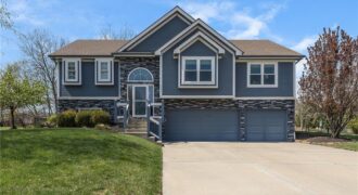 5240 NW Belton Court, Kansas City, MO 54150
