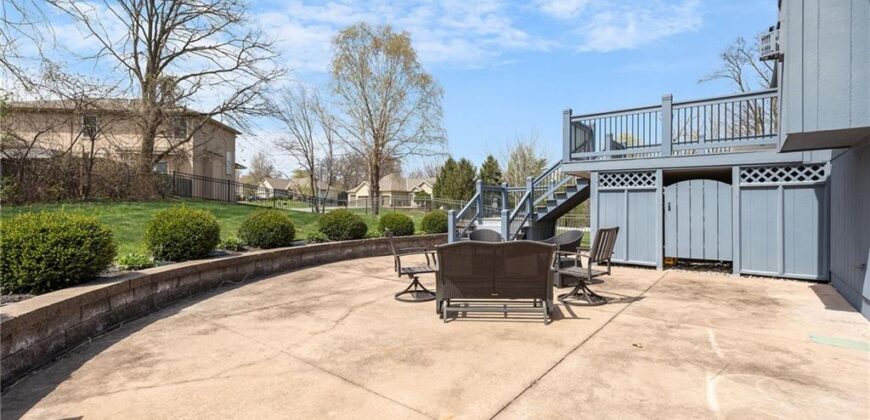 5240 NW Belton Court, Kansas City, MO 54150