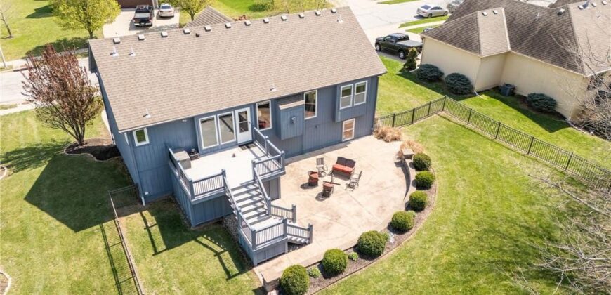 5240 NW Belton Court, Kansas City, MO 54150