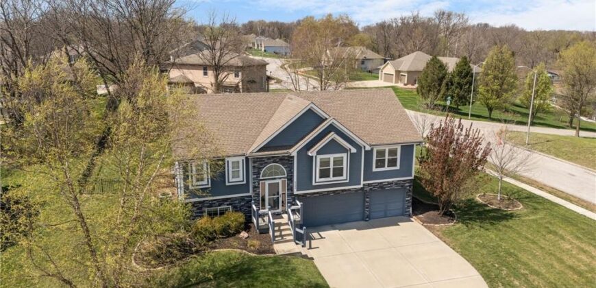 5240 NW Belton Court, Kansas City, MO 54150