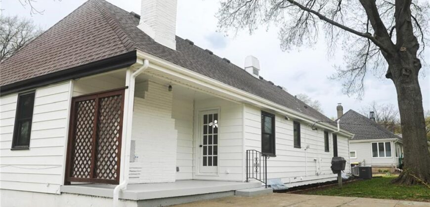 4801 NE Sherwood Drive, Kansas City, MO 64119