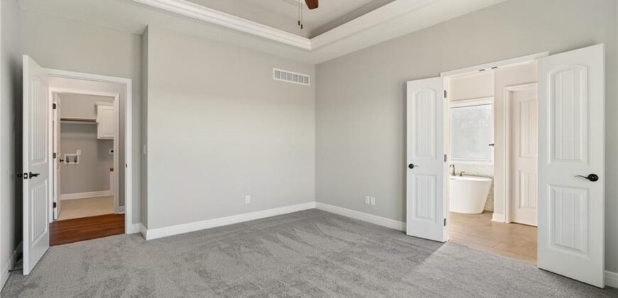 6926 NE 102nd Street, Kansas City, MO 64156