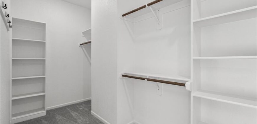 6926 NE 102nd Street, Kansas City, MO 64156