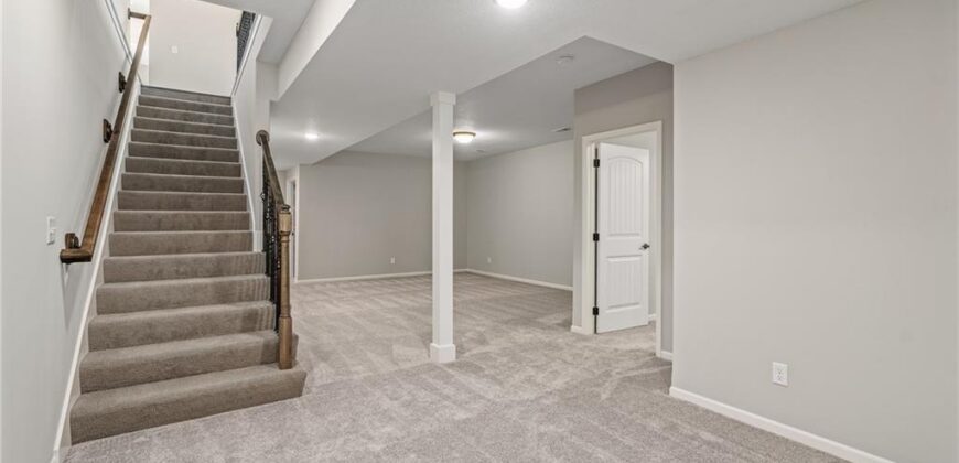 6926 NE 102nd Street, Kansas City, MO 64156