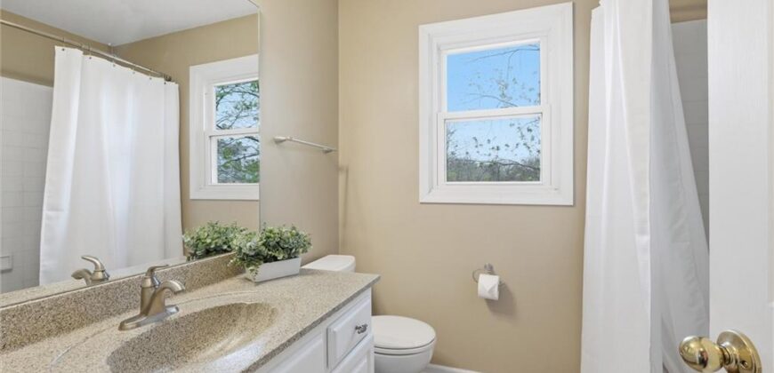 1100 Wellington Way, Liberty, MO 64068