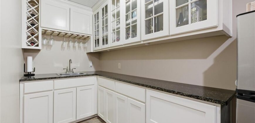 1100 Wellington Way, Liberty, MO 64068