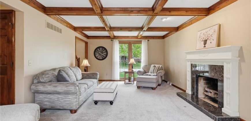 1100 Wellington Way, Liberty, MO 64068