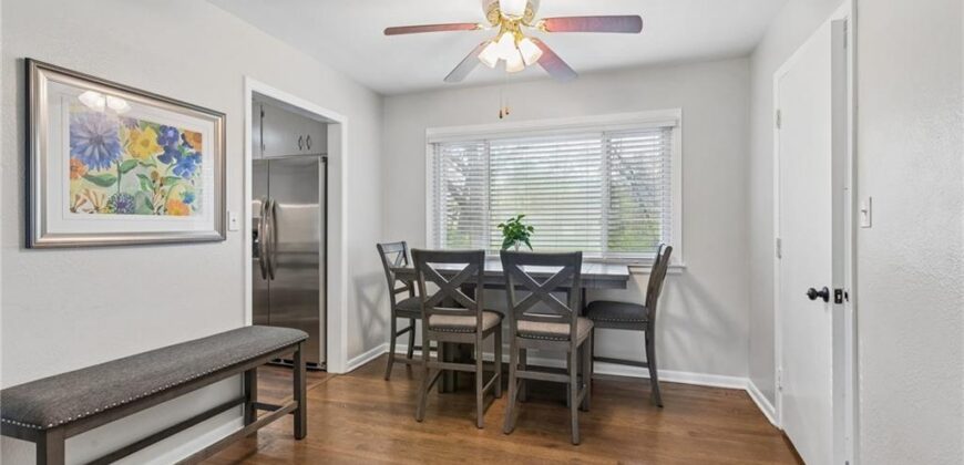 1308 Middlebrook Drive, Liberty, MO 64068