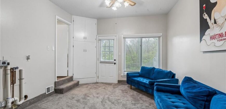 1308 Middlebrook Drive, Liberty, MO 64068