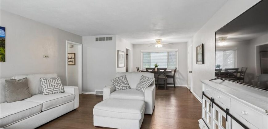 1308 Middlebrook Drive, Liberty, MO 64068