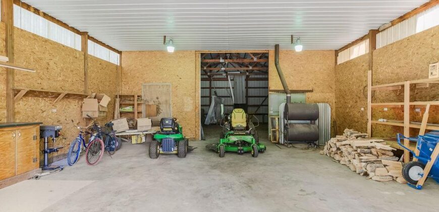 13223 N Virginia Avenue, Smithville, MO 64089