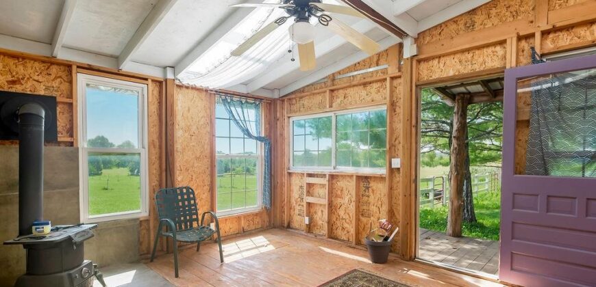 13223 N Virginia Avenue, Smithville, MO 64089