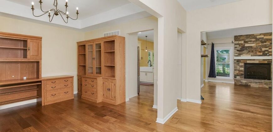 13223 N Virginia Avenue, Smithville, MO 64089