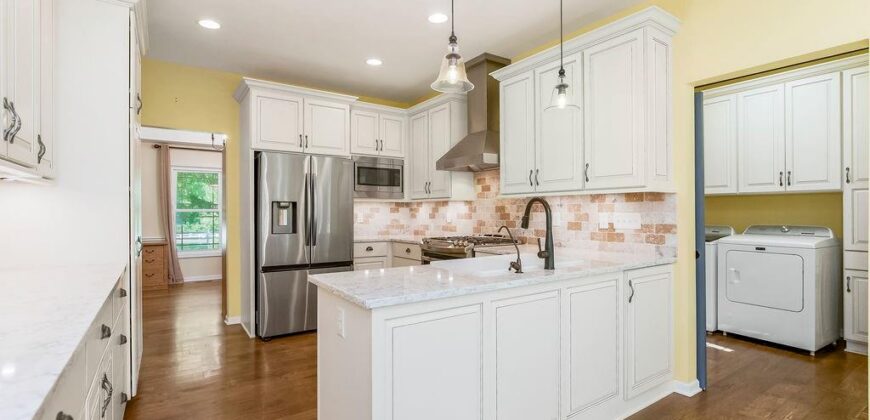 13223 N Virginia Avenue, Smithville, MO 64089