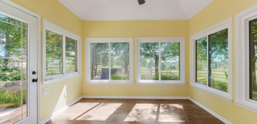 13223 N Virginia Avenue, Smithville, MO 64089