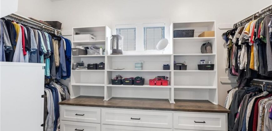 2310 Fishing Lane, Kearney, MO 64060