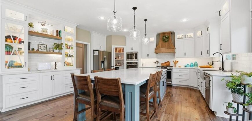 2310 Fishing Lane, Kearney, MO 64060