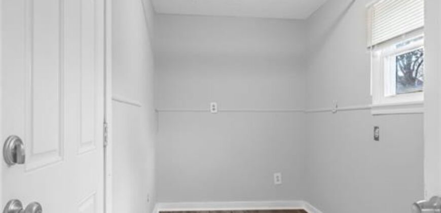 439 Ford Street, Liberty, MO 64068