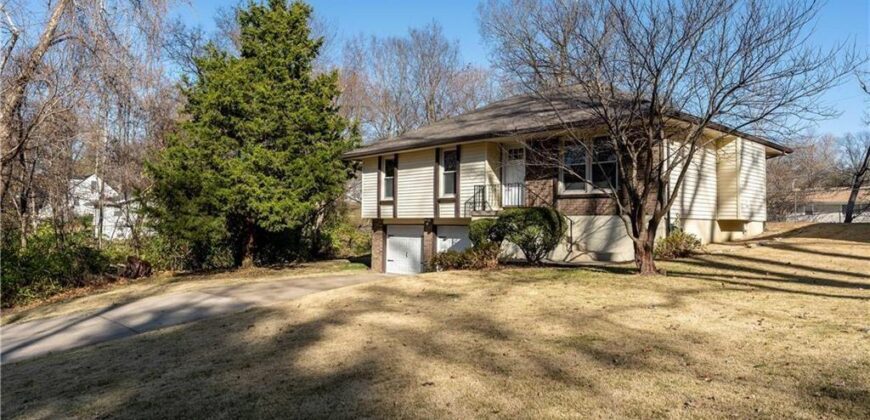 3533 N College Avenue, Kansas City, MO 64117