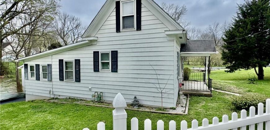 725 Ley Street, Excelsior Springs, MO 64024