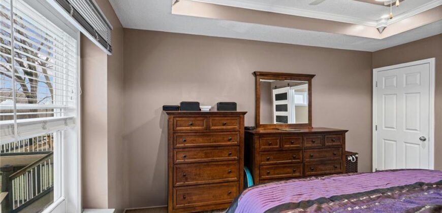 1404 NE 196th Street, Smithville, MO 64089