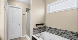 1404 NE 196th Street, Smithville, MO 64089